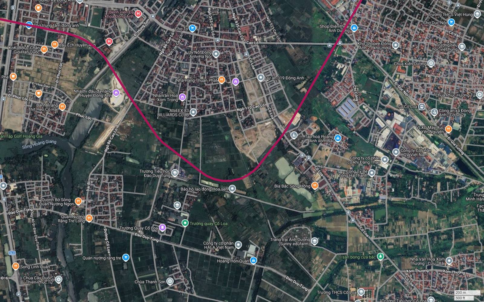Hành lang metro số 18 Hà Nội ngóc lên đông bắc qua địa bàn Cổ Loa, đi gần Ga Cổ Loa của đường sắt quốc gia
